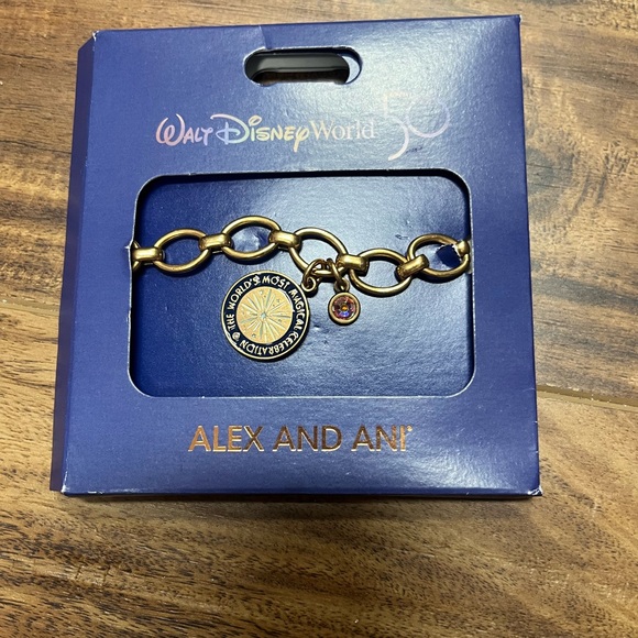 Disney Alex and Ani Bracelet - 50th Anniversary Chain Link - Picture 1 of 7